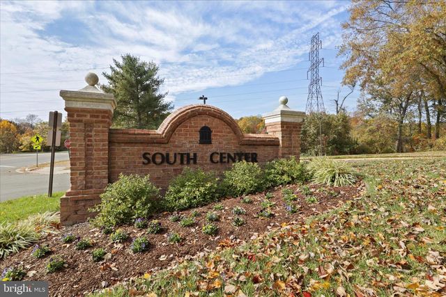 6607 CASTLE BAR CT, Alexandria, VA 22315