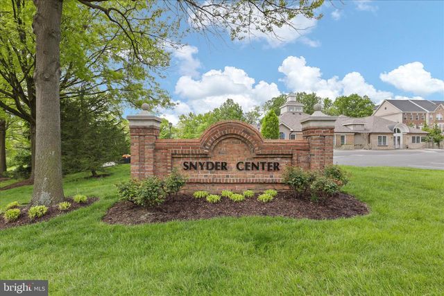 6607 CASTLE BAR CT, Alexandria, VA 22315