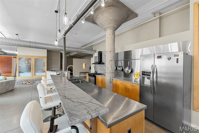 1010 Saint Charles Street 1102, St Louis, MO 63101