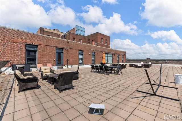 1010 Saint Charles Street 1102, St Louis, MO 63101