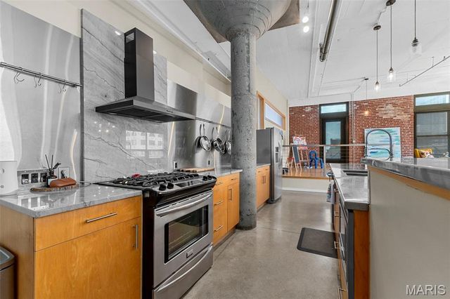 1010 Saint Charles Street 1102, St Louis, MO 63101