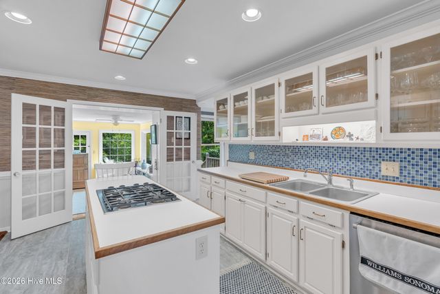 700 Clyde Drive, Jacksonville, NC 28540