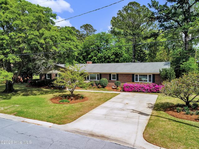 700 Clyde Drive, Jacksonville, NC 28540