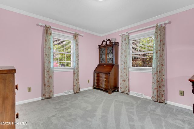 700 Clyde Drive, Jacksonville, NC 28540