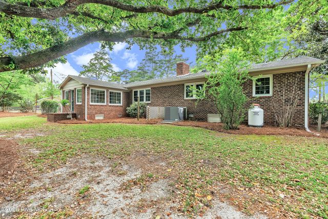 700 Clyde Drive, Jacksonville, NC 28540