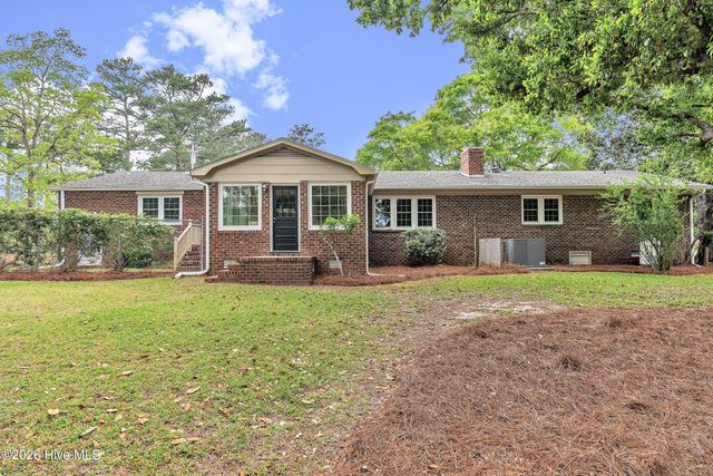 700 Clyde Drive, Jacksonville, NC 28540