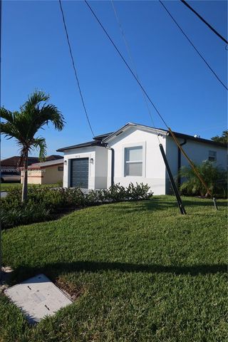 912 W 10th St, Riviera Beach, FL 33404