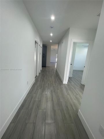 912 W 10th St, Riviera Beach, FL 33404