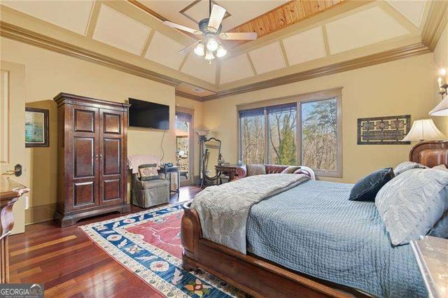 6427 Point Twenty Two, Gainesville, GA 30506