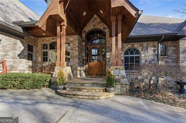 6427 Point Twenty Two, Gainesville, GA 30506