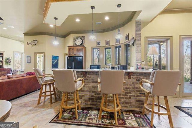 6427 Point Twenty Two, Gainesville, GA 30506