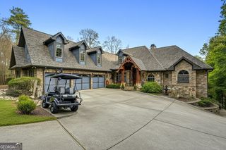 6427 Point Twenty Two, Gainesville, GA 30506