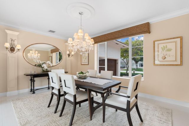 2890 NE 27th St, Fort Lauderdale, FL 33306