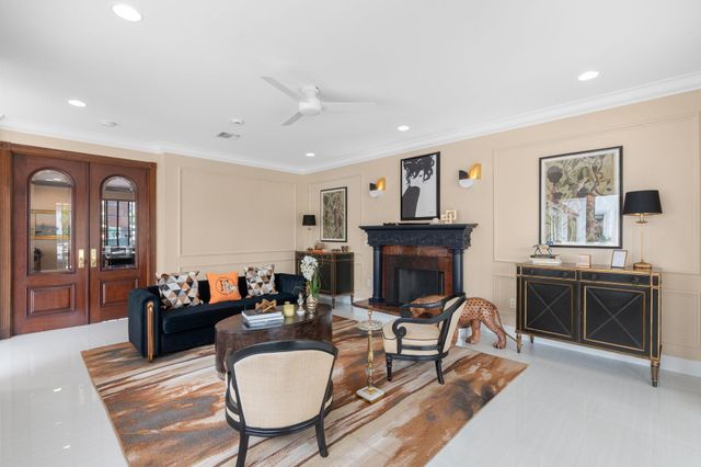 2890 NE 27th St, Fort Lauderdale, FL 33306