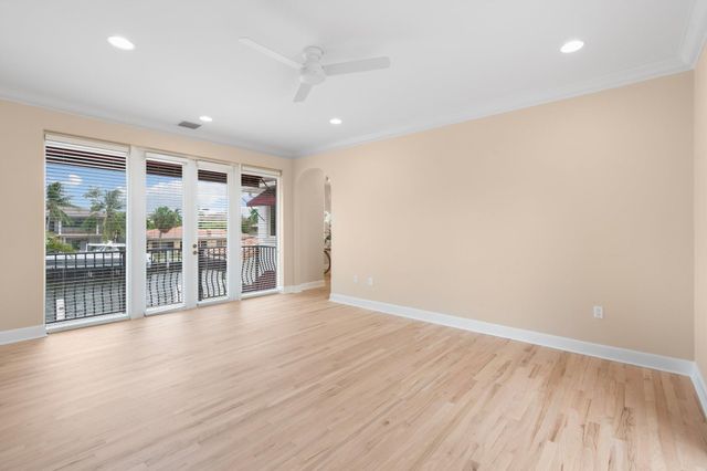 2890 NE 27th St, Fort Lauderdale, FL 33306