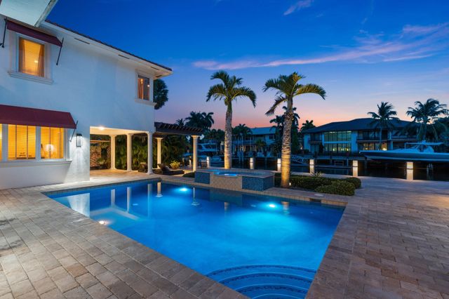 2890 NE 27th St, Fort Lauderdale, FL 33306