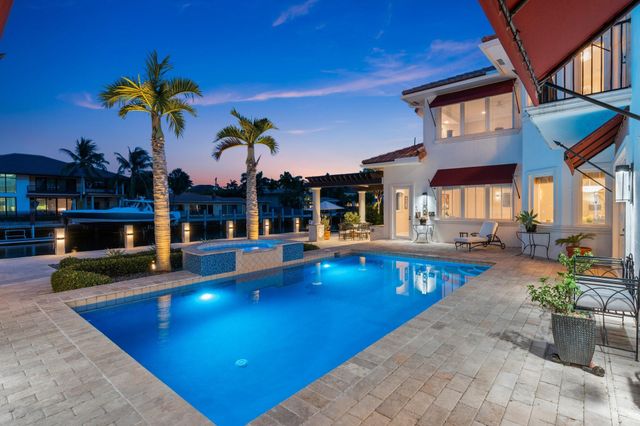 2890 NE 27th St, Fort Lauderdale, FL 33306