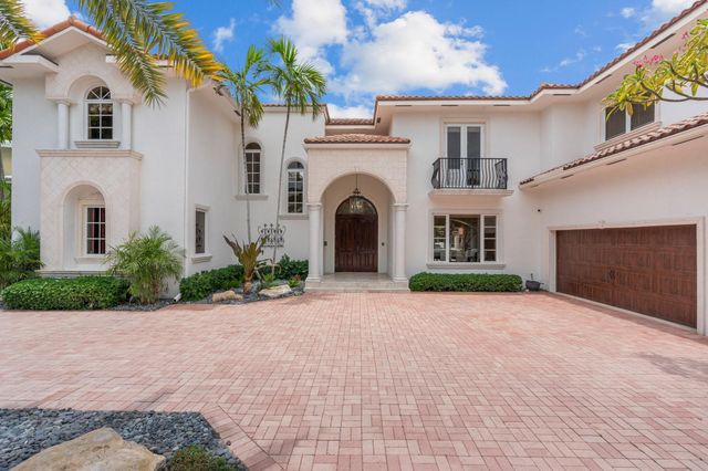 2890 NE 27th St, Fort Lauderdale, FL 33306