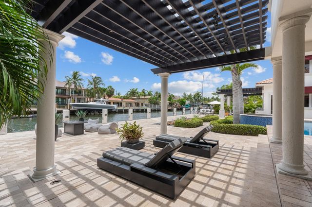 2890 NE 27th St, Fort Lauderdale, FL 33306