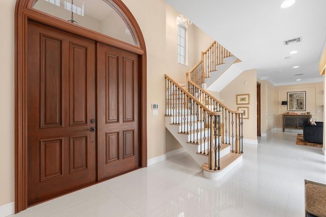 2890 NE 27th St, Fort Lauderdale, FL 33306