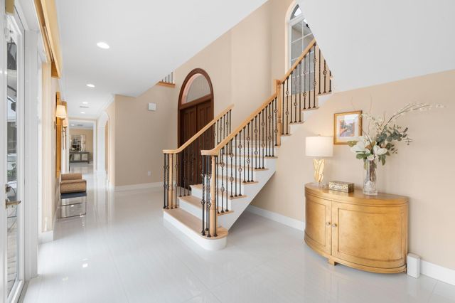 2890 NE 27th St, Fort Lauderdale, FL 33306