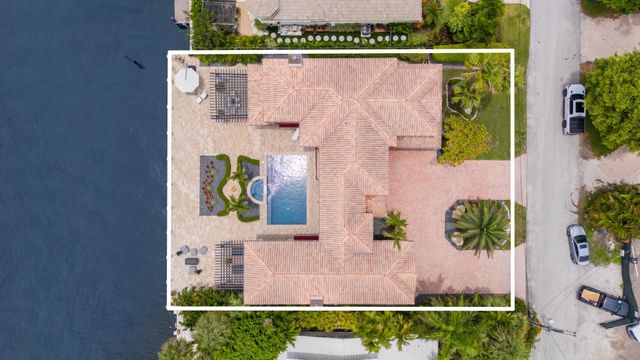 2890 NE 27th St, Fort Lauderdale, FL 33306