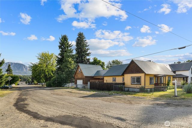 301 W 4th Street, Cle Elum, WA 98922