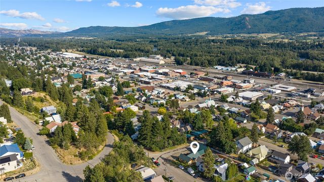 301 W 4th Street, Cle Elum, WA 98922