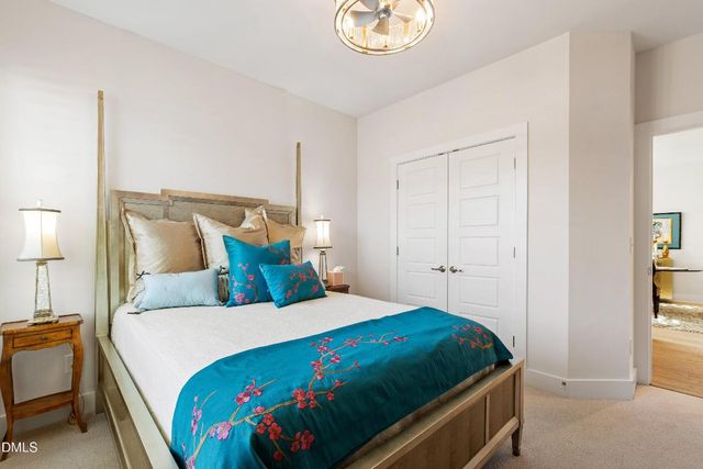 65 Abundance Lane, Pittsboro, NC 27312