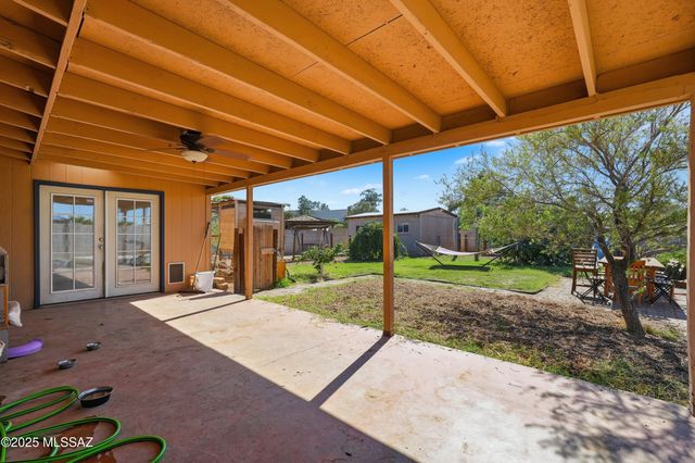 7390 N Dickinson Place, Tucson, AZ 85741