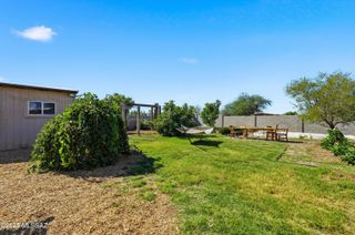 7390 N Dickinson Place, Tucson, AZ 85741