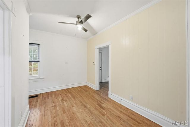 808 S 6th Street, St Charles, MO 63301