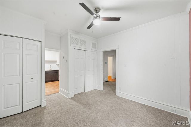 808 S 6th Street, St Charles, MO 63301