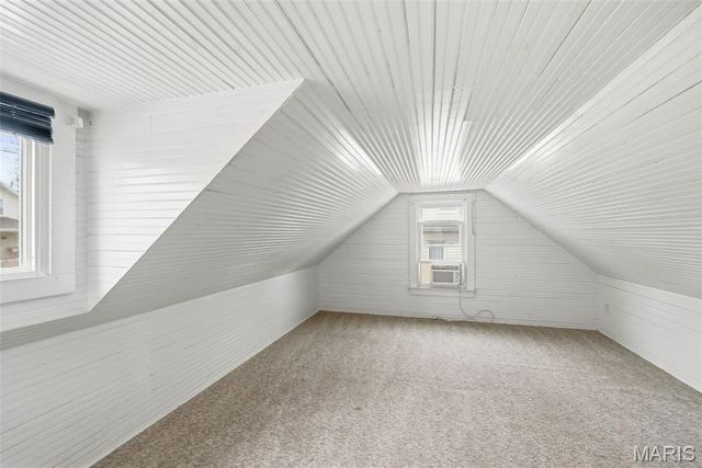 808 S 6th Street, St Charles, MO 63301