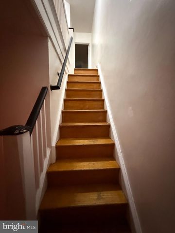 529 ALCOTT ST, Philadelphia, PA 19120