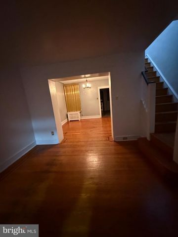 529 ALCOTT ST, Philadelphia, PA 19120