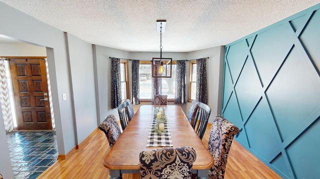 404 Garden Road, Albert Lea, MN 56007