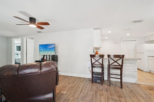 2432 NW 2ND STREET, Ocala, FL 34475