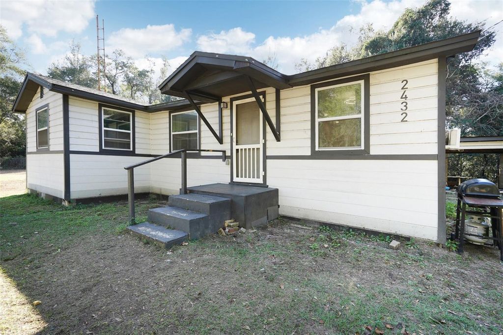 2432 NW 2ND STREET, Ocala, FL 34475