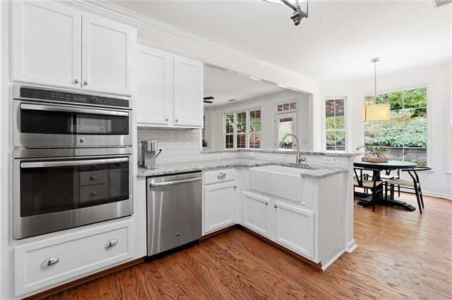 6005 Queens River Drive, Mableton, GA 30126