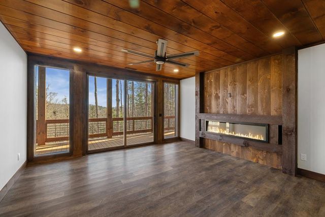 57 Deerfield Lane, Blue Ridge, GA 30513