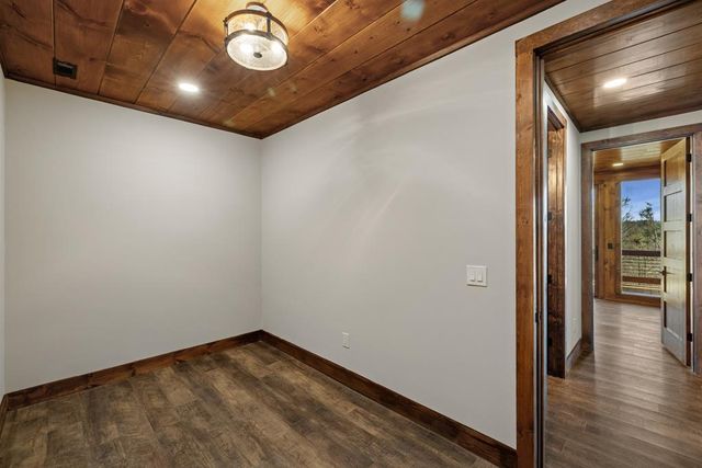 57 Deerfield Lane, Blue Ridge, GA 30513