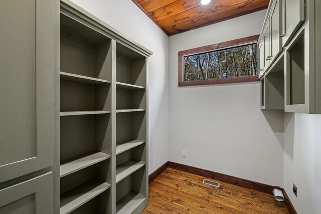 57 Deerfield Lane, Blue Ridge, GA 30513