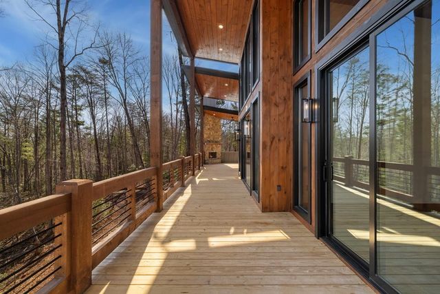 57 Deerfield Lane, Blue Ridge, GA 30513