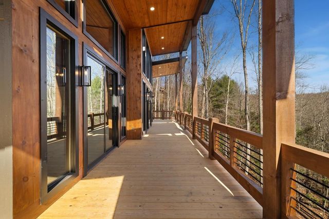 57 Deerfield Lane, Blue Ridge, GA 30513