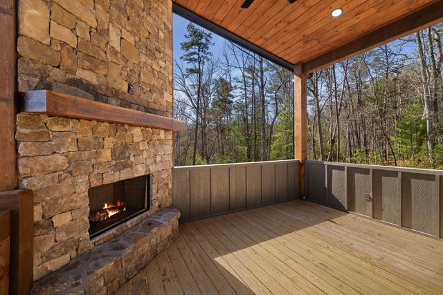 57 Deerfield Lane, Blue Ridge, GA 30513