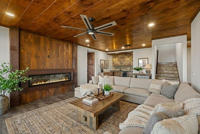 57 Deerfield Lane, Blue Ridge, GA 30513