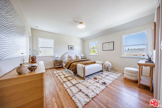4325 Price Street, Los Angeles, CA 90027