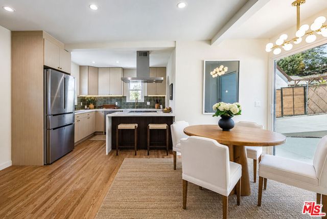 4325 Price Street, Los Angeles, CA 90027