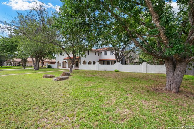 520 Sagecrest Dr., San Antonio, TX 78232